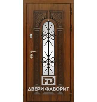 Входная дверь с отделкой МДФ (ковка и стекло)